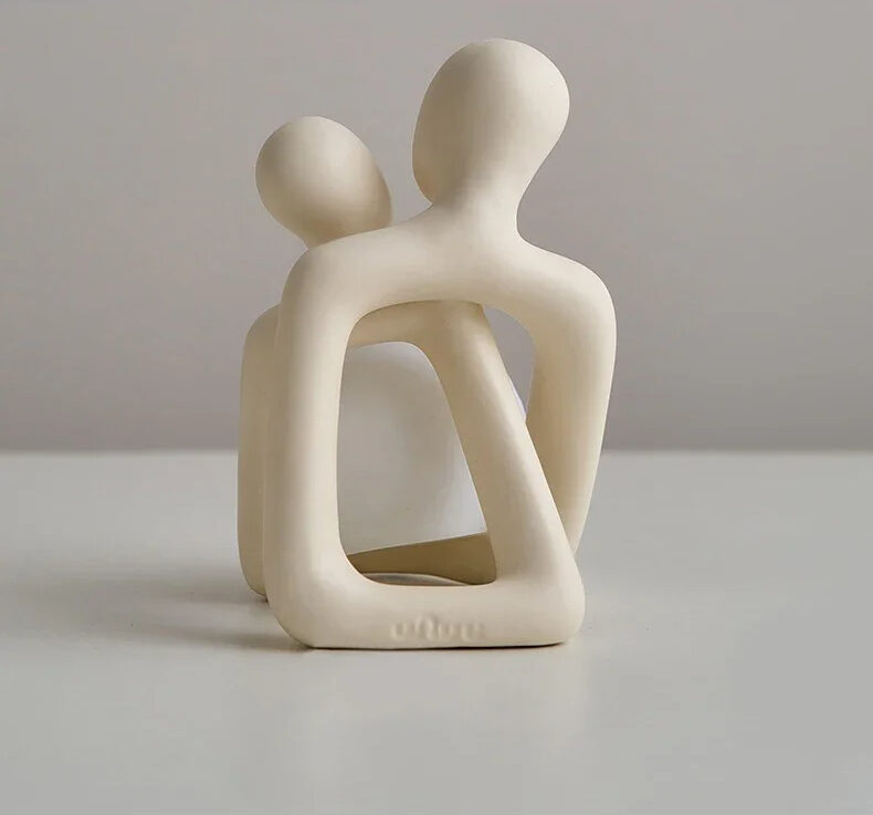 Statue en résine d'un couple d'amoureux – Image 2